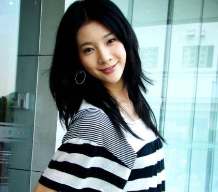 原以为嫁入豪门的她，婚后却遭非人待遇，27岁患癌过世