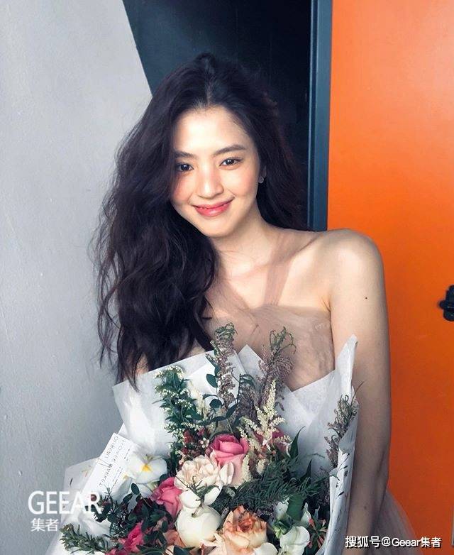 妈妈|韩素希陷入母亲欠债丑闻，亲笔发文道歉惹粉丝心疼！