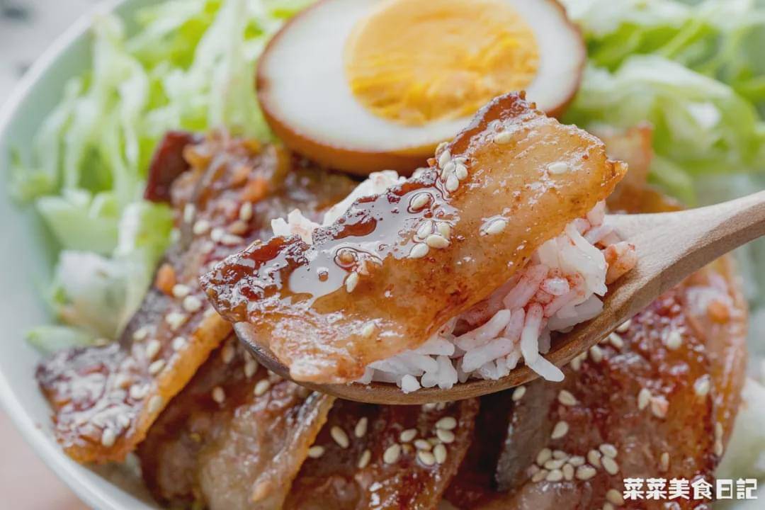 五花肉|香到盘舔光快手晚餐第一名!平底锅2步搞定