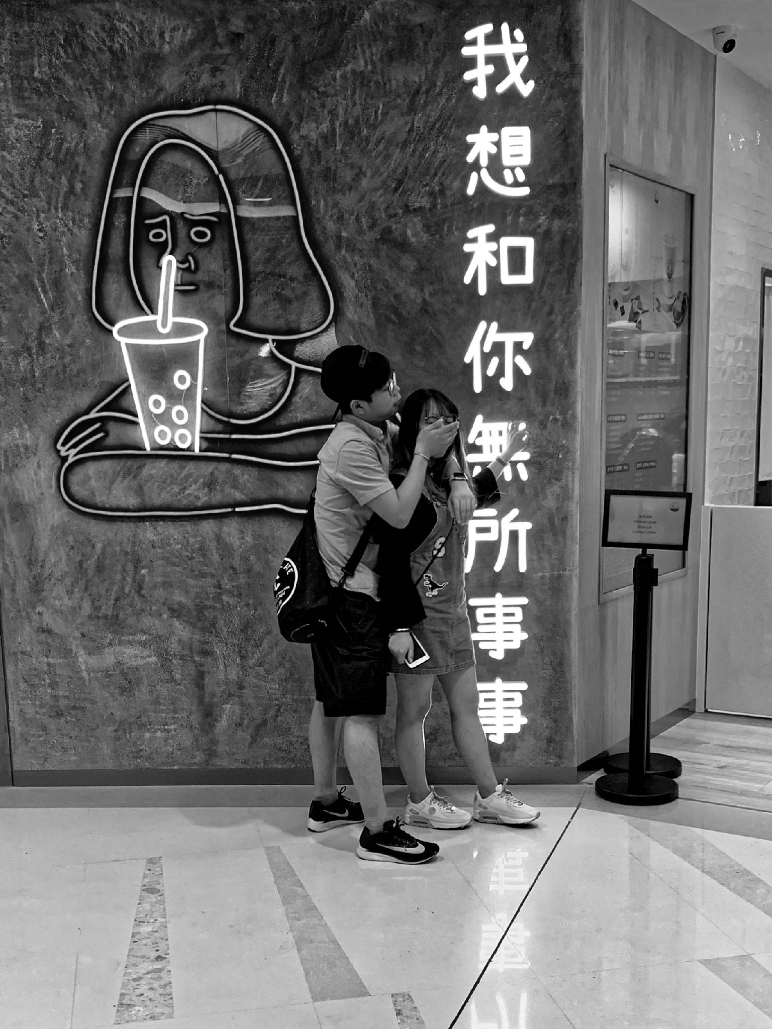 美图|生活就是那匆匆而过的身影，摄影达人的手机街拍。