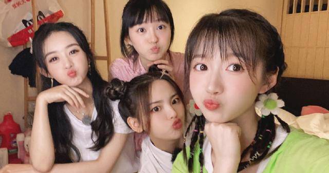 赵丽颖|原创赵丽颖、杨超越、李浩菲等人同框比美，颖宝气质温柔如沐春风