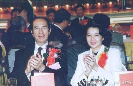 原创赌王四太梁安琪身家百亿:嫁给大39岁何鸿燊,她为何能被宠爱30年