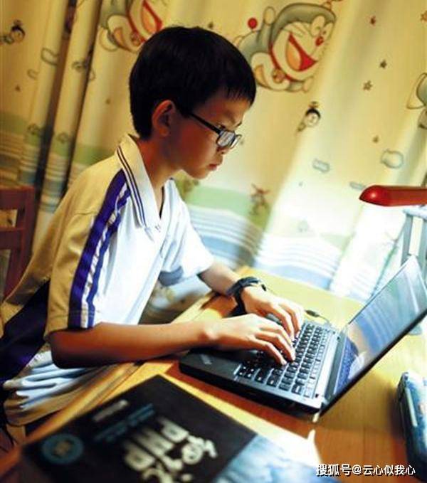 13岁初中生拿零花钱买网站娱乐，后因作业多黑掉学校网站，终成中国最小黑客！