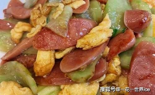 原创黄瓜火腿肠炒鸡蛋,色香味俱全的家庭快手菜,只用5分钟就能搞定