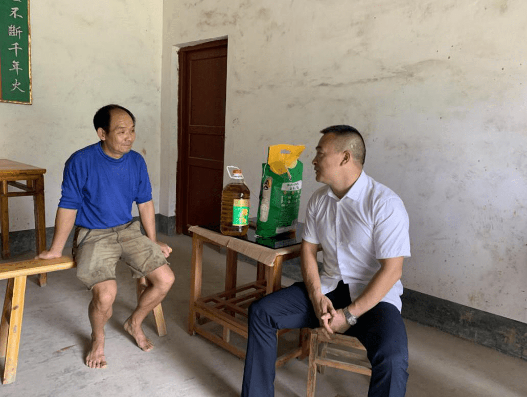 衡阳县洪市镇:践行担当使命 政协委员助力脱贫攻坚