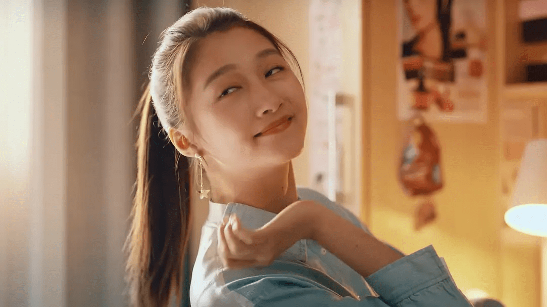 原创 关晓彤被坑了《二十不惑》人设不讨喜,戏份不到女二号一半