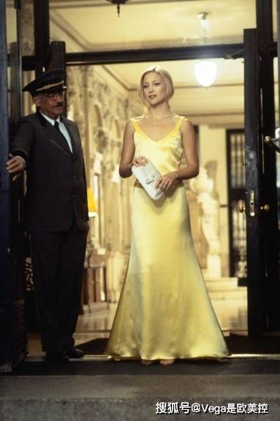 电影|欧美电影里最惊艳的裙子，妮可·基德曼颜值身材无可挑剔！