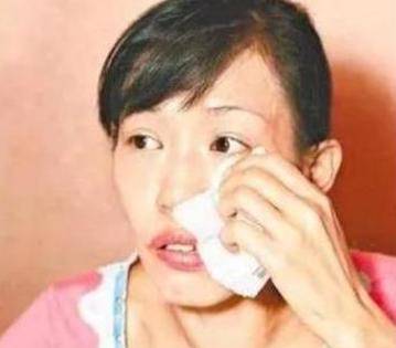 李丽珍曝近况,22岁女儿气质不输妈,母女俩相依为命16年