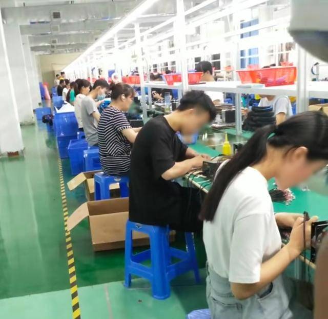 深圳某工厂暑假工不满意工作岗位,主管:想干就干,不干