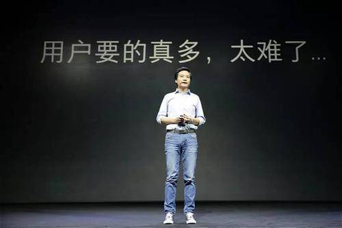 小米|雷军吐槽成本高，“超大杯”小米10堆满11个黑科技，售价或超5000