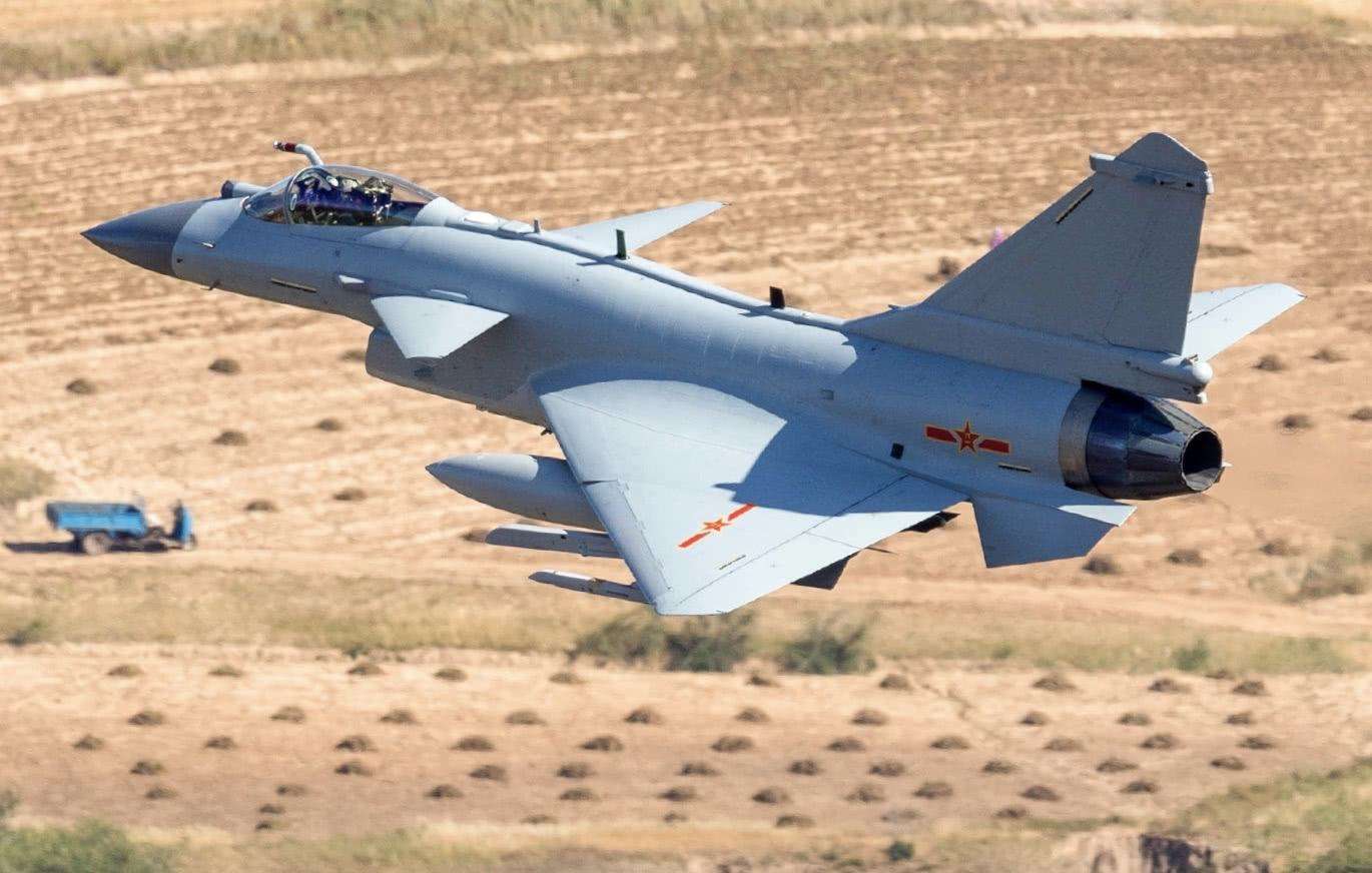 国际刑警受到伊朗申请逮捕美国总统，美国郁闷