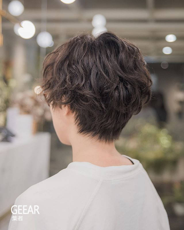 女生|每个女生都有的问题：我适合剪短发吗？让发型师告诉你！