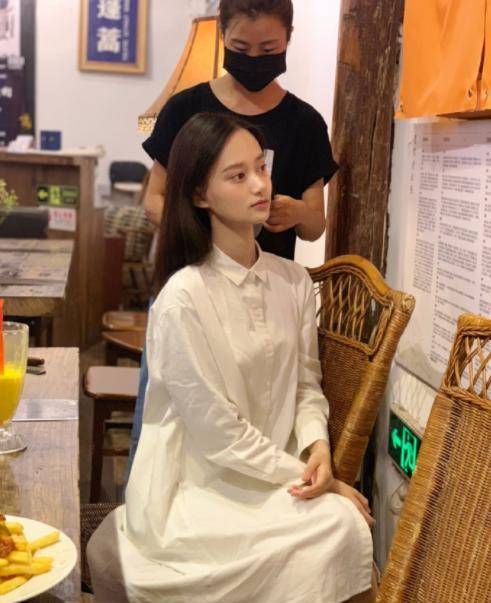 北影中传上戏全第一 杭州美女学霸三校状元 最美夏梦图集精选