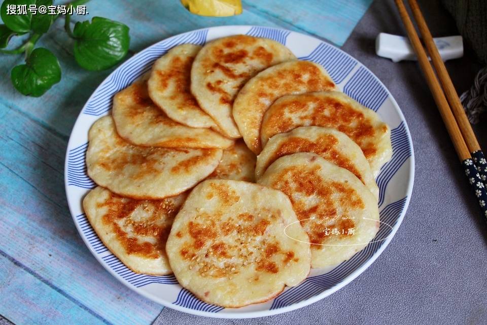 快手|不煮了,用它来烙饼,快手香甜软糯,孩子抢着吃夏天吃玉米