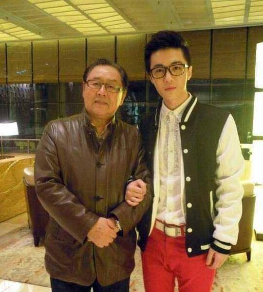 “猪八戒”扮演者马德华已74岁！娶了“嫦娥”、