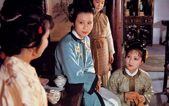 贾宝玉|从局外人薛宝琴看金陵十二钗正副册,你真的了解这个正副册吗?