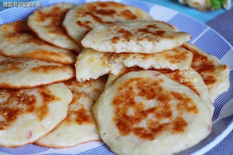 快手|不煮了,用它来烙饼,快手香甜软糯,孩子抢着吃夏天吃玉米