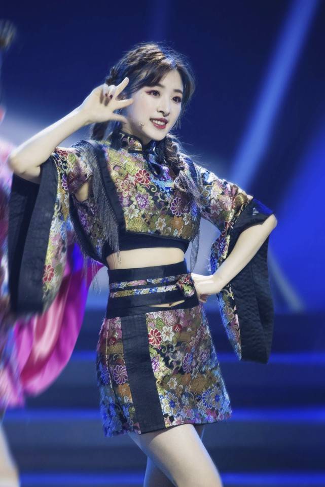表演|原创为什么说张雨绮眼光好？除了张含韵，她挑伊能静也让人意外