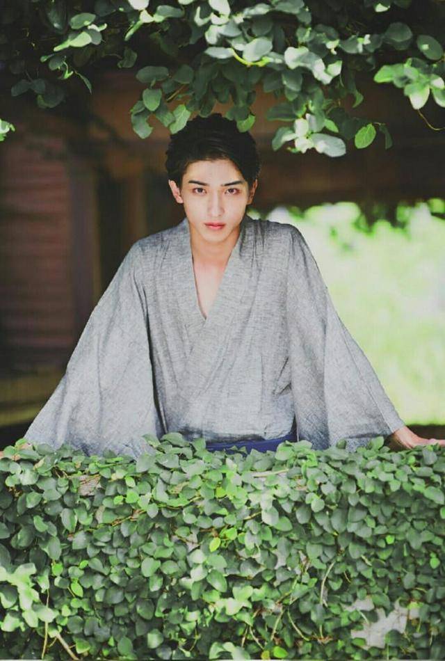 日本演员横滨流星确诊阳性,曾出演《轮到你了》,目前正住院治疗