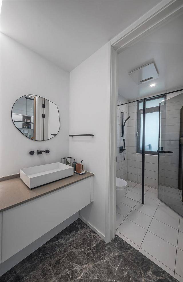 生活|滨湖万丽147平三居室现代风格