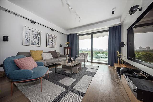 生活|滨湖万丽147平三居室现代风格