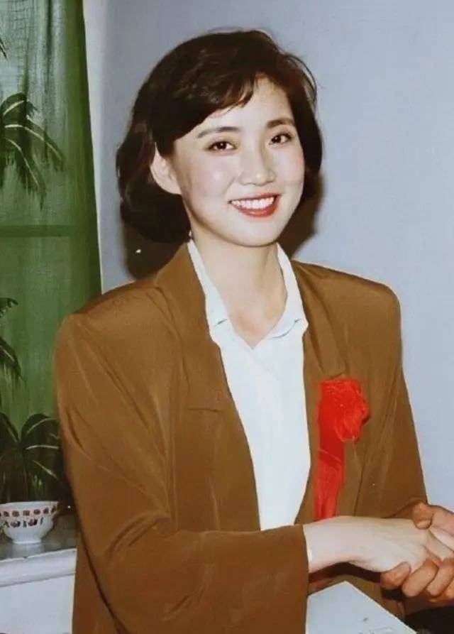 甘肃兰州|原创57岁李修平4次高考，差点错失央视“铁饭碗”，二婚后至今无子