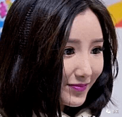 人中|20岁的脸垮得像40岁，还比关晓彤讨人喜欢，她真没不服气吗？