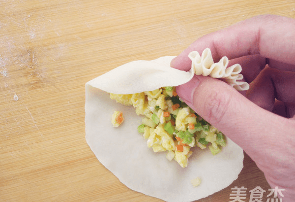 烧麦的做法大全家常简单 8c9c0eafc4224aeb9e40d73ded80b80d.png