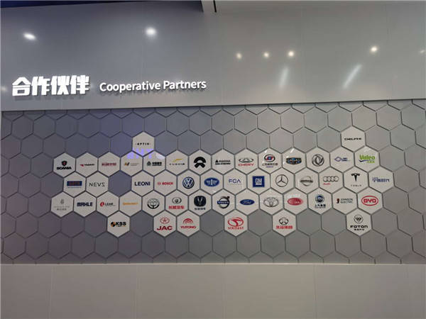 汽车|六稳六保看河南|街边小厂打拼成年产值80亿跨国企业，有何秘诀