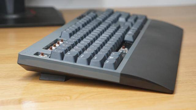 真香|TT G521飞行家三模机械键盘：399，真香？