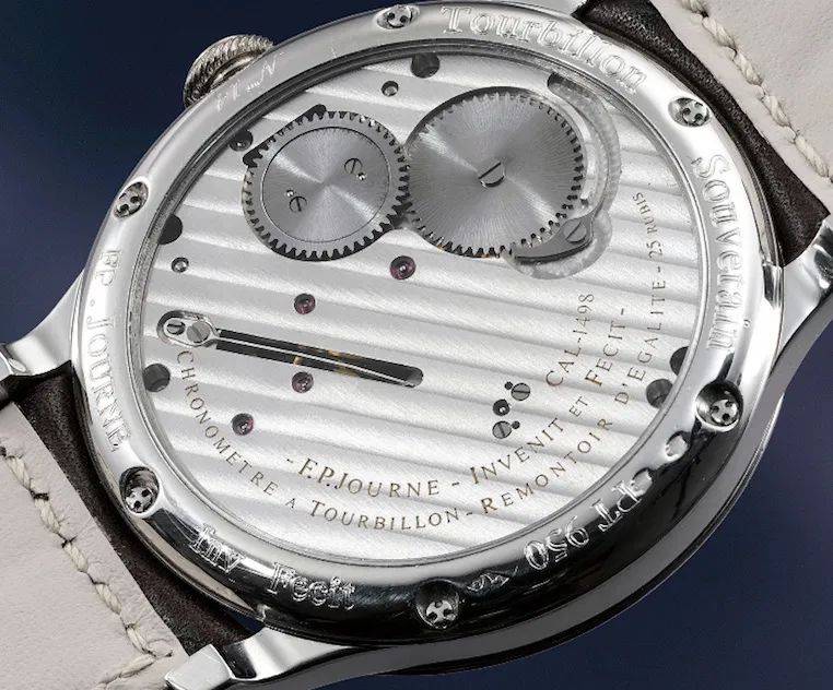 珠宝|LV前珠宝总监,收藏谁的表?