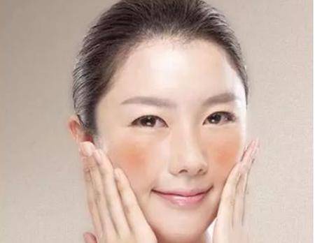 脸如何变长一点 46d48f1497684f469139177f4574bd16.jpeg