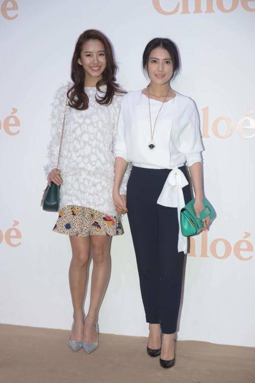 感觉|在同龄人中，高圆圆确实要年轻很多，而且气质还很清纯！