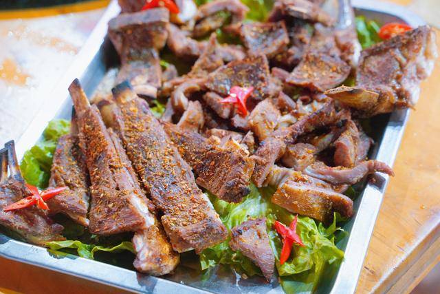 大口|人均70吃到豪爽东北菜大口肉大口酒就是咔咔整