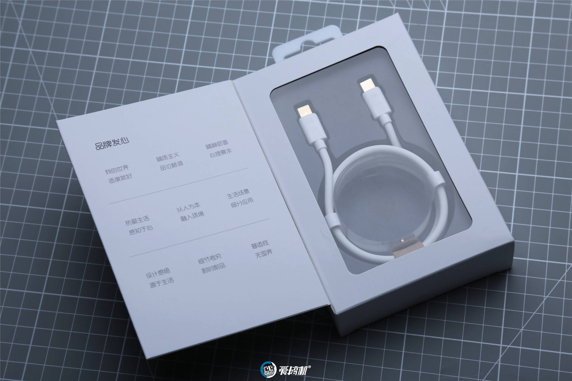 评测|轻奢便携 柚比18W PD迷你快充头评测