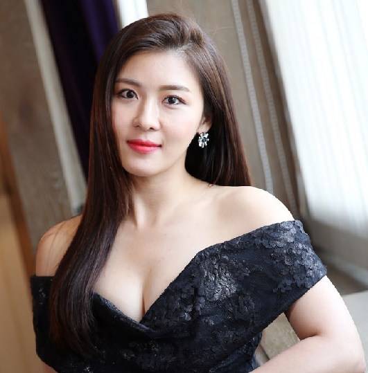 河智苑破天荒出演综艺 与成东镒拍戏成好友 父亲