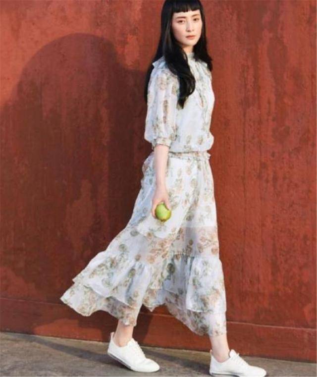 原创高龄产下二胎后，蒋勤勤再次现身容貌引争议：身体被透支了