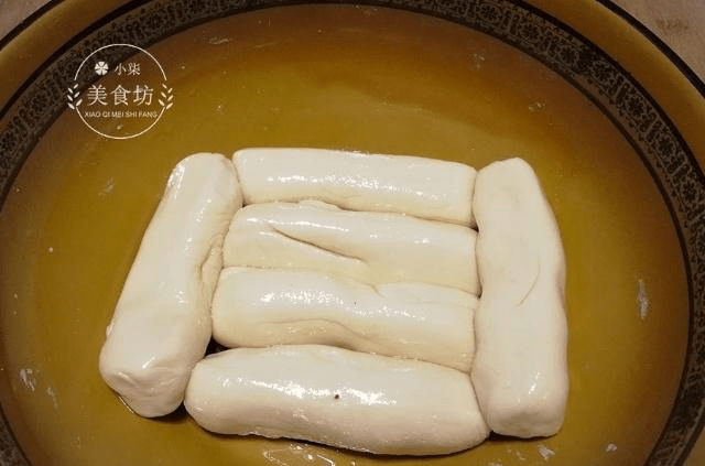 a4d79a02a9104370b0cf62bf3bea6d46.png