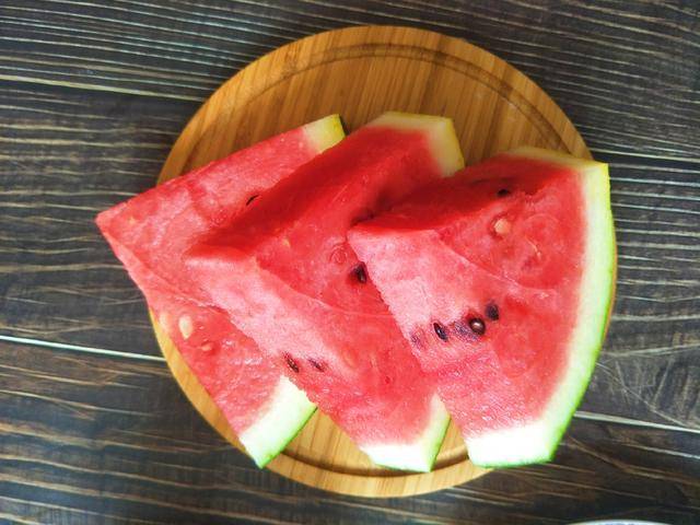 热量低的午餐怎么吃 ba4235a029fc44918ce981a34b9d022d.jpeg