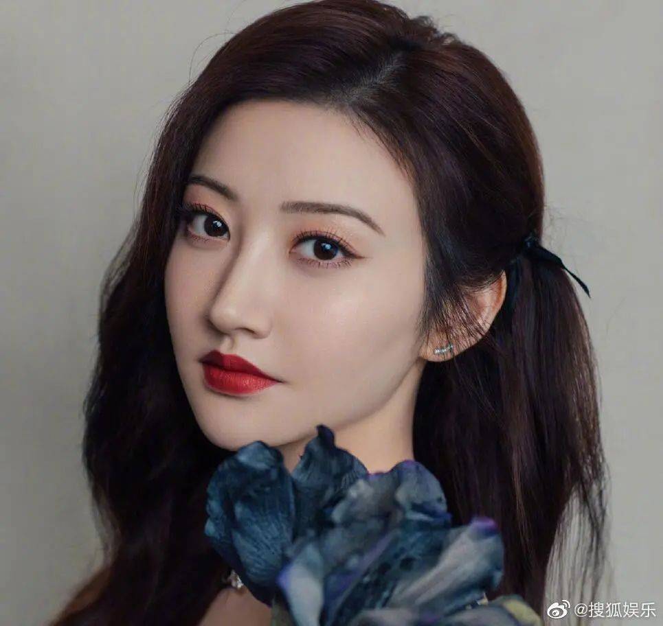 双眼皮|景甜整容整成了“悲伤蛙”，还有比这更悲伤的吗？