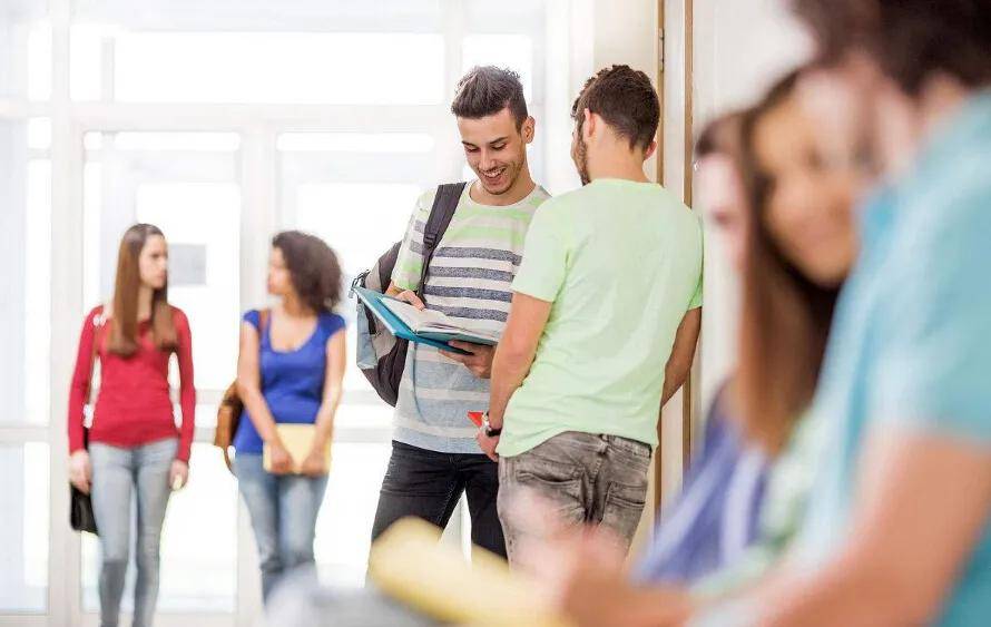 专业|美国本科留学的学生良心总结十大“最无用”专业.血的教训啊