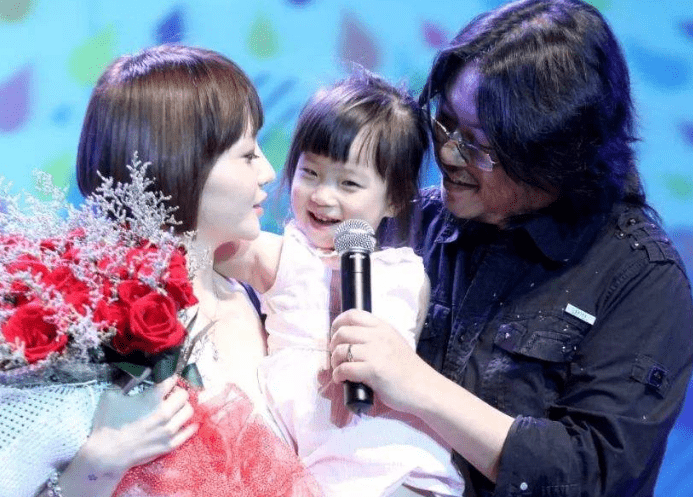 有一种基因叫做高晓松的女儿,本以为很丑,却貌若天仙
