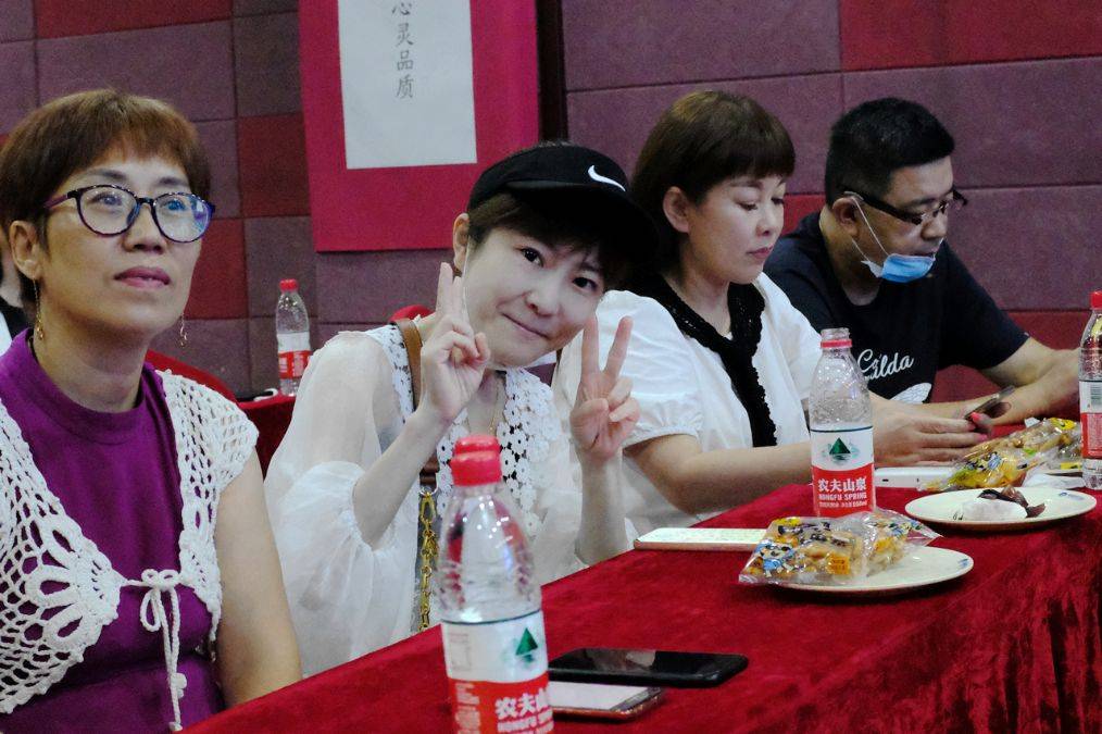 襄阳|昨天，襄阳版“乘风破浪的小姐姐”在这里干了一件让人惊呆的大事