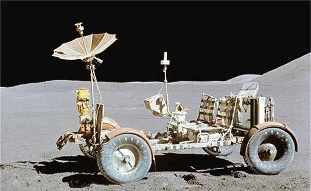 原创月球上的地心吸力小,为什么月球车能在上面走动呢?
