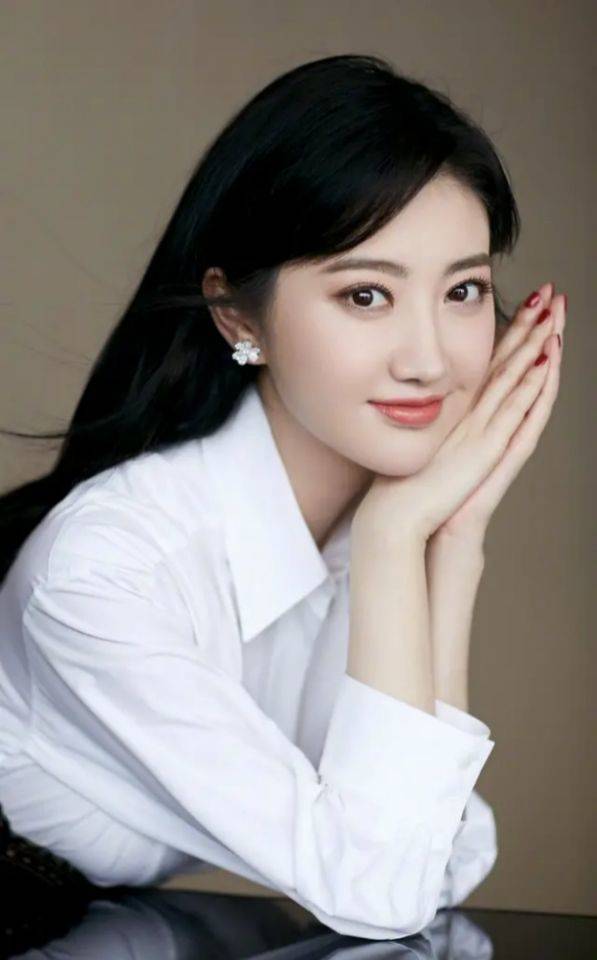 影视明星景甜写真合集:温婉优雅,清新脱俗!