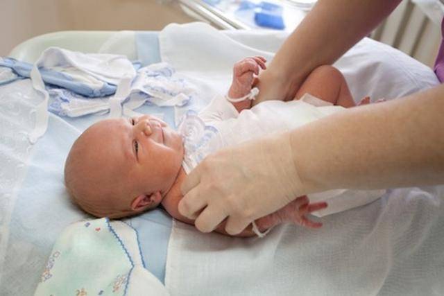 宝贝|多数父母都犯过错新生儿7个地方小心碰
