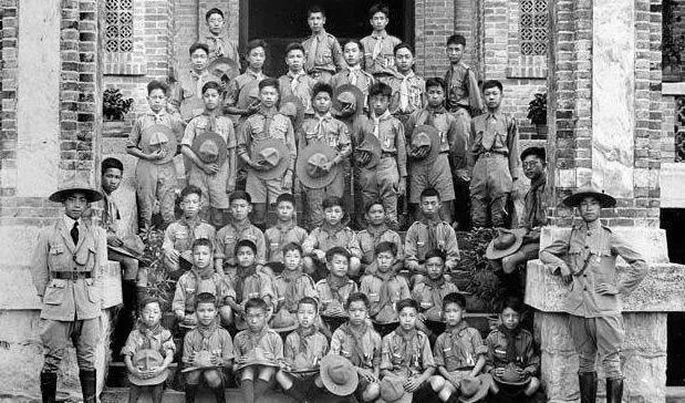 中国童子军中国童子军:成立于1934年11月1日,由国民政府教育部成立.