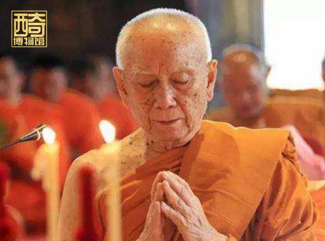 僧王在泰国的地位: