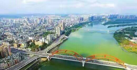 南充 2019 gdp_南充职业技术学院(3)