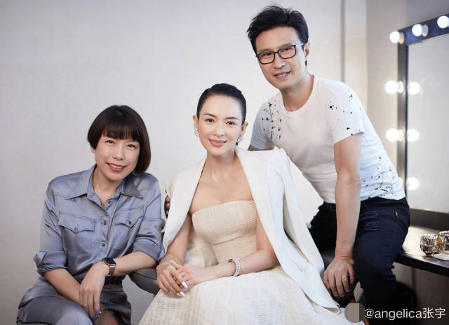 珠宝|章子怡揭秘戴5亿珠宝封面照的特殊拍摄方式：德国摄影师远程拍摄